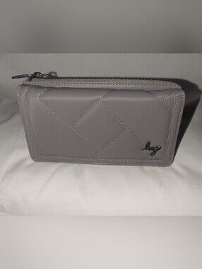 Lug Surrey Luxe VL Quilted Zip Wallet in Light Gray RFID